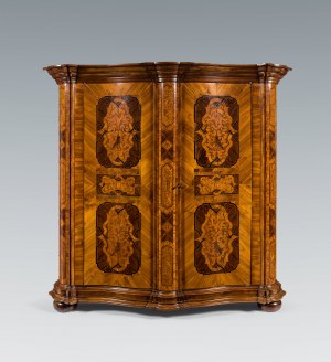 Baroque cabinet