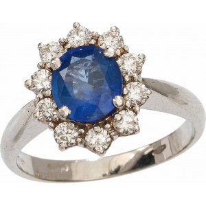 Sapphire ring with diamonds