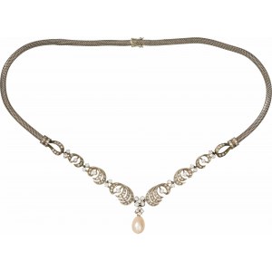 Collier di diamanti con perla