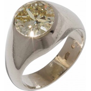 Diamond ring