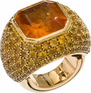 Gold ring with citrin and yellow sapphires