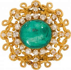 Emerald brooch with diamonds