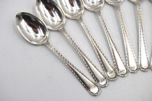 Cooper Brothers & Sons Ltd (Sheffield), Set of 12 silver spoons