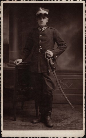14° Reggimento Lancieri di Cavalleria] Fotografia di un sottufficiale del 14° reggimento di cavalleria Lancers. Dat. 17. XII. !936 r.