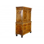 Top-mounted chest of drawers, North German or English, mid 18th century