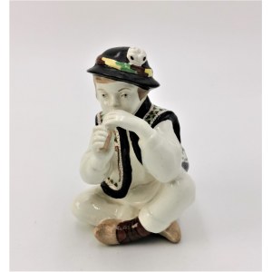 WYTWÓRNIA PORCELANY W BARANÓWCE, Mały Hucuł grający na fujarce