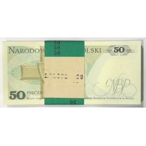 PRL, 50 złotych 1988 HM - niepełna paczka bankowa (97 egz.)