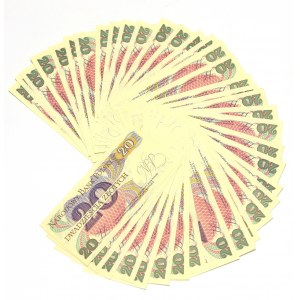 PRL, 20 złotych 1982 AM - część paczki bankowej (44 egz.)