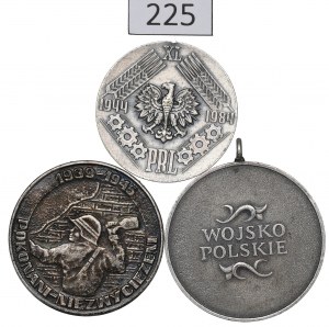 People's Republic of Poland and the Third Republic, Medal set and decorations