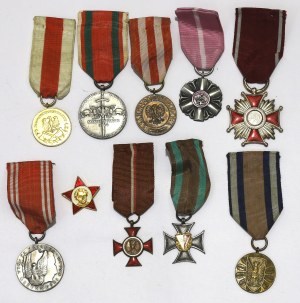 The People's Republic and the Third Republic, A set of decorations