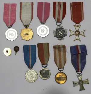 The People's Republic and the Third Republic, A set of decorations