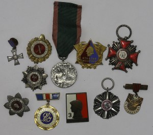 The People's Republic and the Third Republic, A set of decorations