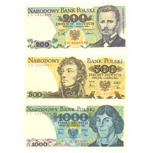 PRL, Zestaw banknotów z rocznika 1982 i 1988 - 3 egz.
