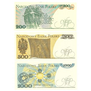 PRL, Zestaw banknotów z rocznika 1982 i 1988 - 3 egz.