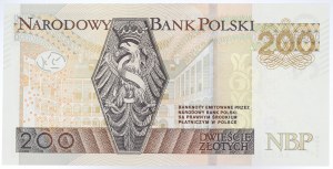 200 zloty 2015 AA