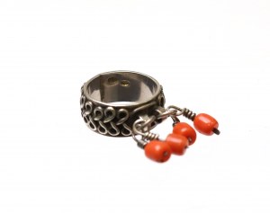 PRL, Sensational author's ring with coral