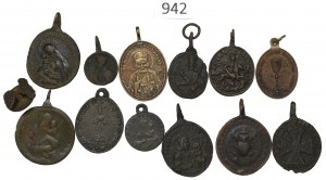 Set of religious medallions