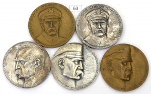 People's Republic and Third Republic, Set of medals with the image of Józef Piłsudski