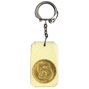 PRL, Brelok z monetą 5 złotych 1977