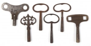 Set of keys for clocks