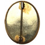 Floral brooch