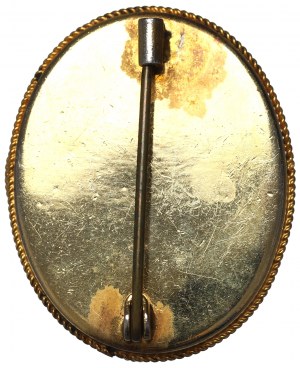 Floral brooch