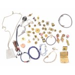Tourist souvenir set