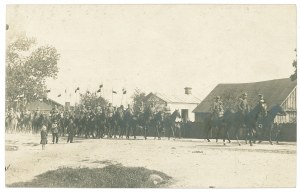 II RP, Photograph of a squadron of lancers with lances