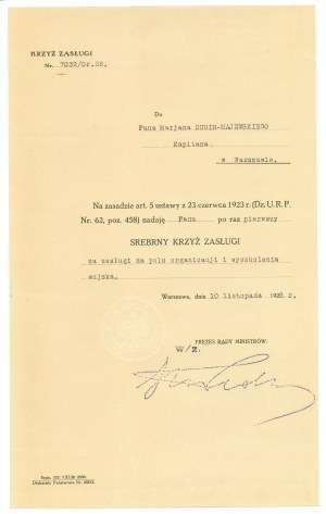 Second Republic, Awarding the Silver Cross of Merit - to Capt. Dunin-Majewski