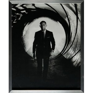 Artysta Nieznany, James Bond