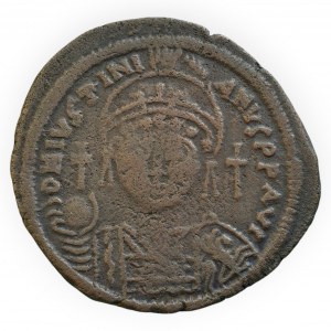 Justinian I. 527-565, AE follis minc.Constantinopole
