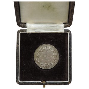 Mährischer Gewerbeverein Brünn 1861, AR 30mm/9,05g, dva erby/vyrytý nápis Alois Rathammer 23/III 1928, originál etue