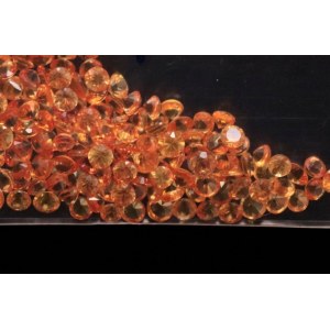 Round orange sapphires (170 pcs / 4.30 ct)