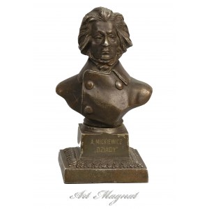 Bust of Adam Mickiewicz (45)