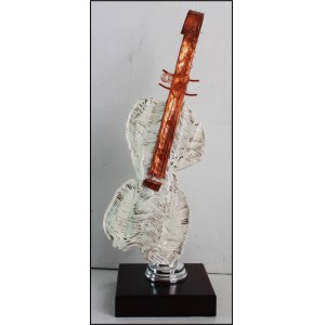 M'HORO' Italie 20e s. "Violon" Sculpture en résine et poignée en cuivre, 45x16x6 cm. Exemplaire B12/99. Authentification par l'artiste sur la photo.