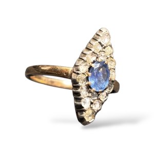 585 gold ring with sapphire (0.60 ct) and rosette diamonds