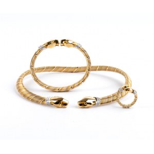 CARTIER, CARTIER Parure panthère with necklace, bracelet, and ring