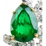 VENTRELLA, VENTRELLA Gold earrings with emeralds and diamonds