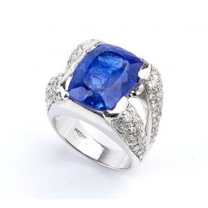 Tanzanite diamond gold ring