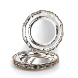 Robert Garrard II subsequently R & S Garrard & Co, Robert Garrard II subsequently R & S Garrard & Co Six English Victorian Sterling Silver Plates