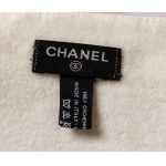 Chanel, Sciarpa Chanel
