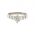 14K WHITE GOLD 5.39 GR DIAMOND RINGS 0.72 CT G-H/SI1 MQ 0.42 CT F/SI2 SIZE 5,6 CERTIFICATION AIG - RNG30517