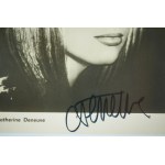 CATHERINE DENEVUE , reklamní pohlednice s originálním autogramem herečky, 1965, [B].