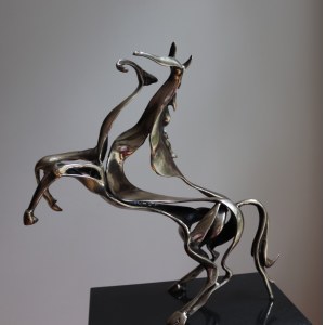 Michał Wysocki (ur.1985), Horse2, rzeźba brąz 2020