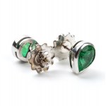Emerald gold earrings