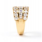 Diamond gold band ring