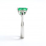 Emerald diamond gold ring