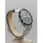 ROLEX SUBMARINER DATE REFERENCE NUMBER 16610