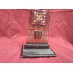 Strażniczka domowego ogniska - z cyklu Boginki - szkło - Magdalena i Andrzej Kucharscy 2006 r.