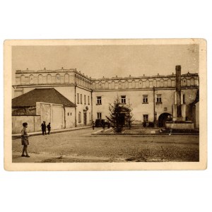 Opoczno - Starosty (former castle from the time of Casimir the Great). Photo by K. Lukaszewski (1214).
